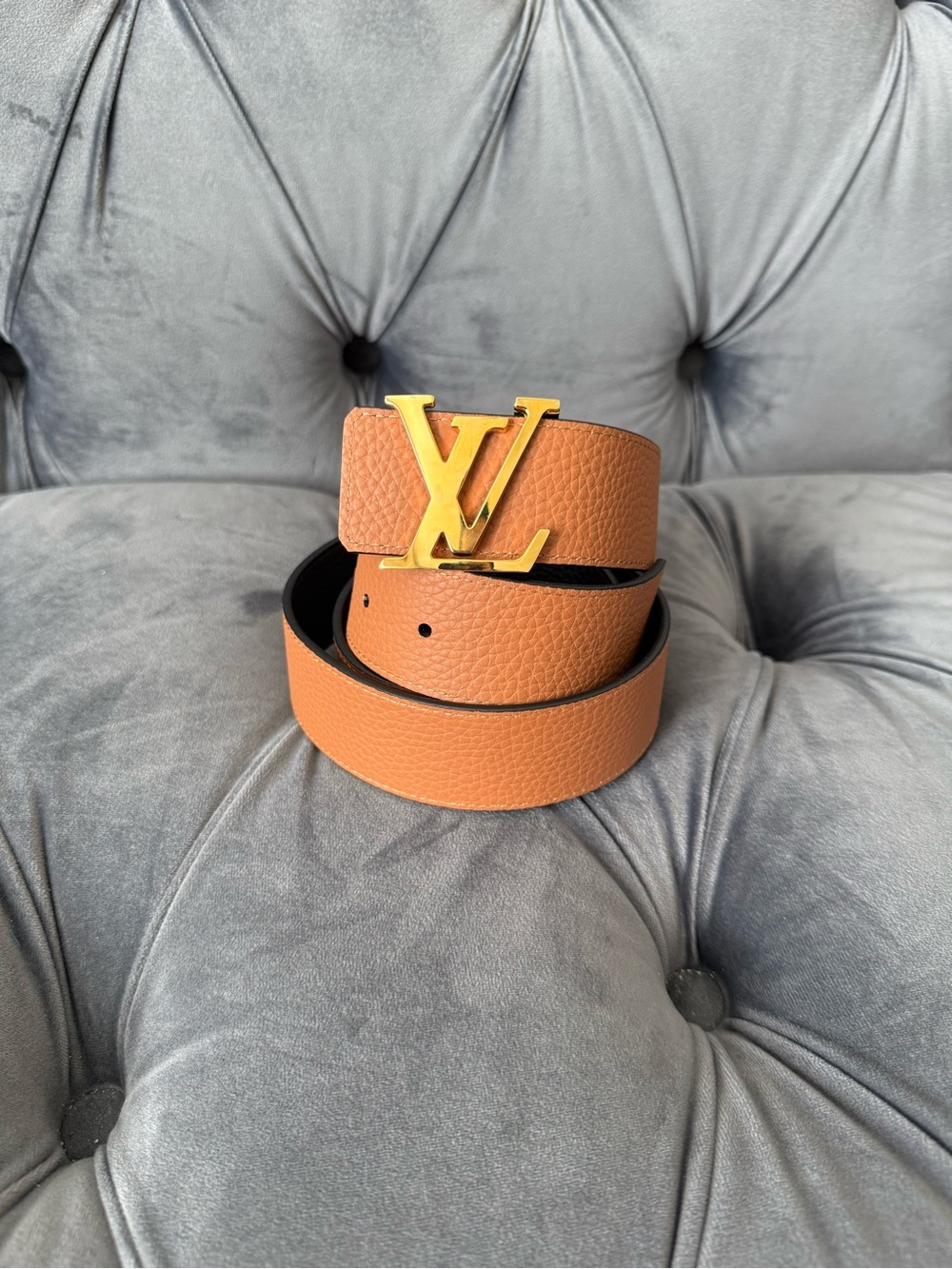 Louis Vuitton reversible Textured Leather Belt with Gold LV Buckle